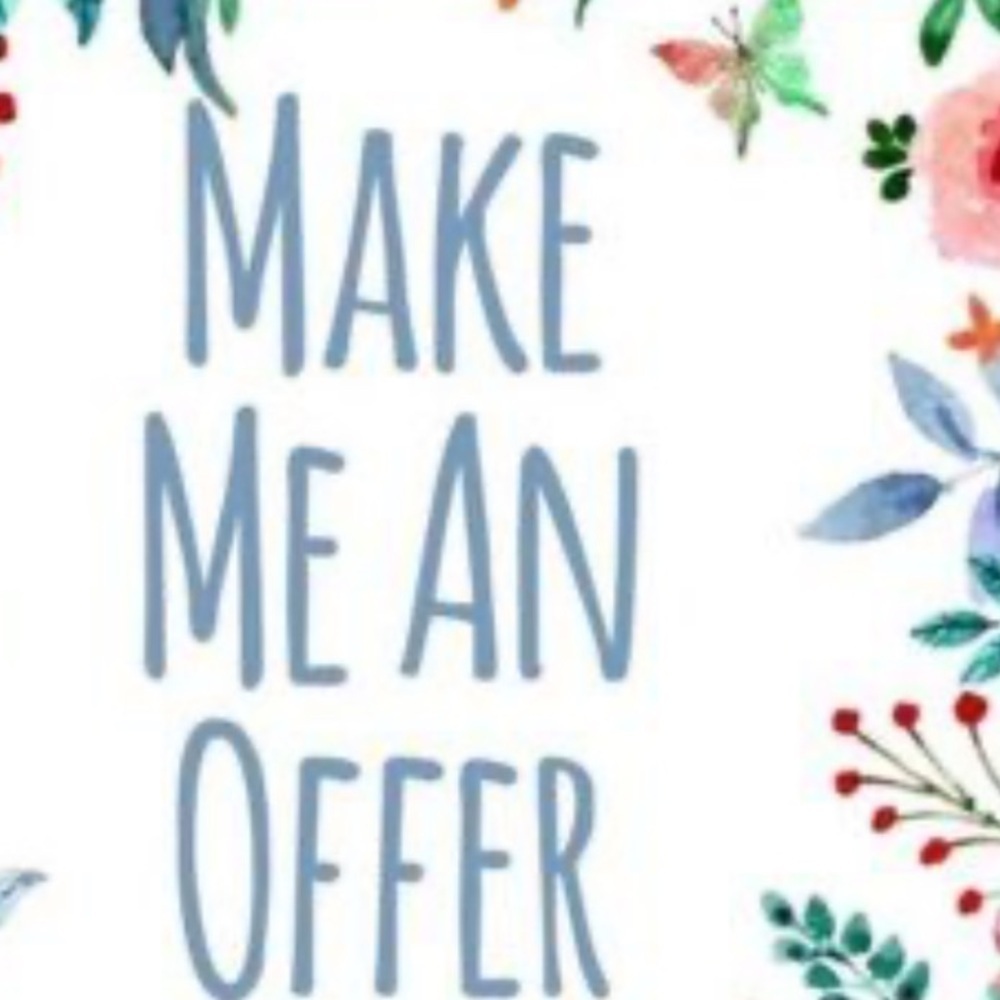 Make an offer @julie_ringuette